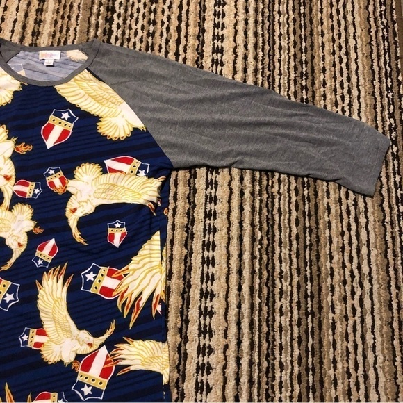 𝅺LULAROE Randy American Patriotic Flag Eagle Raglan All Over Womens Size Large - Picture 2 of 6